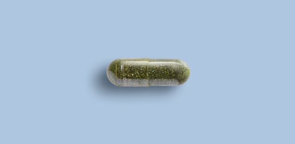 Supergreens supplement capsules